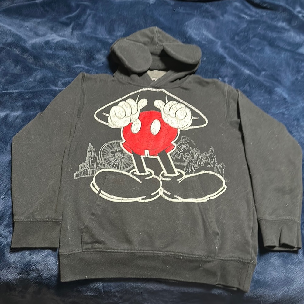 Disneyland kids Mickey Mouse sweater